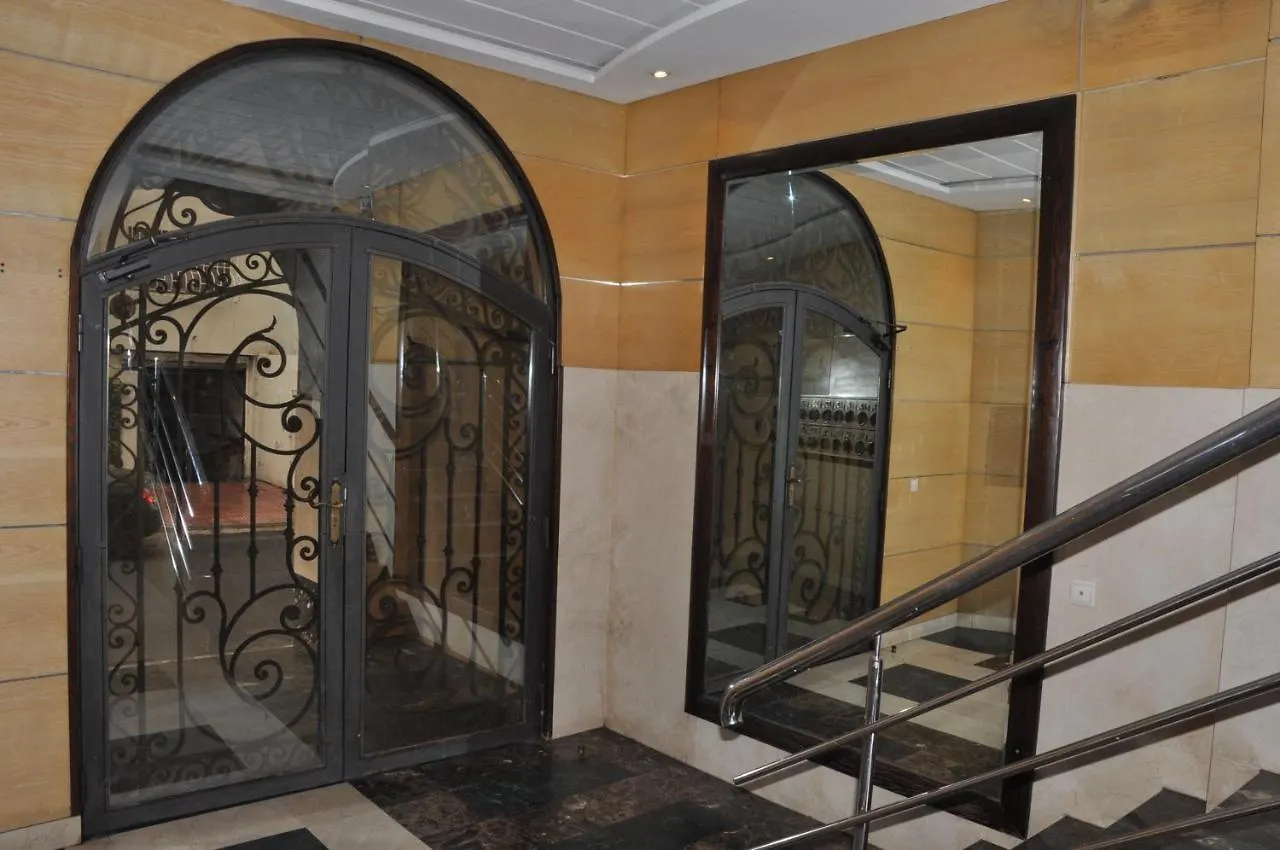 Beautiful Apartment Holiday With Terrace, Kazablanka